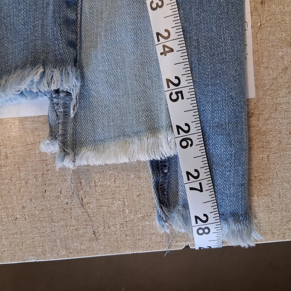 William Rast Crop‎ Flare 2 Tone Uneven Hem Jeans Pre-Owned 27